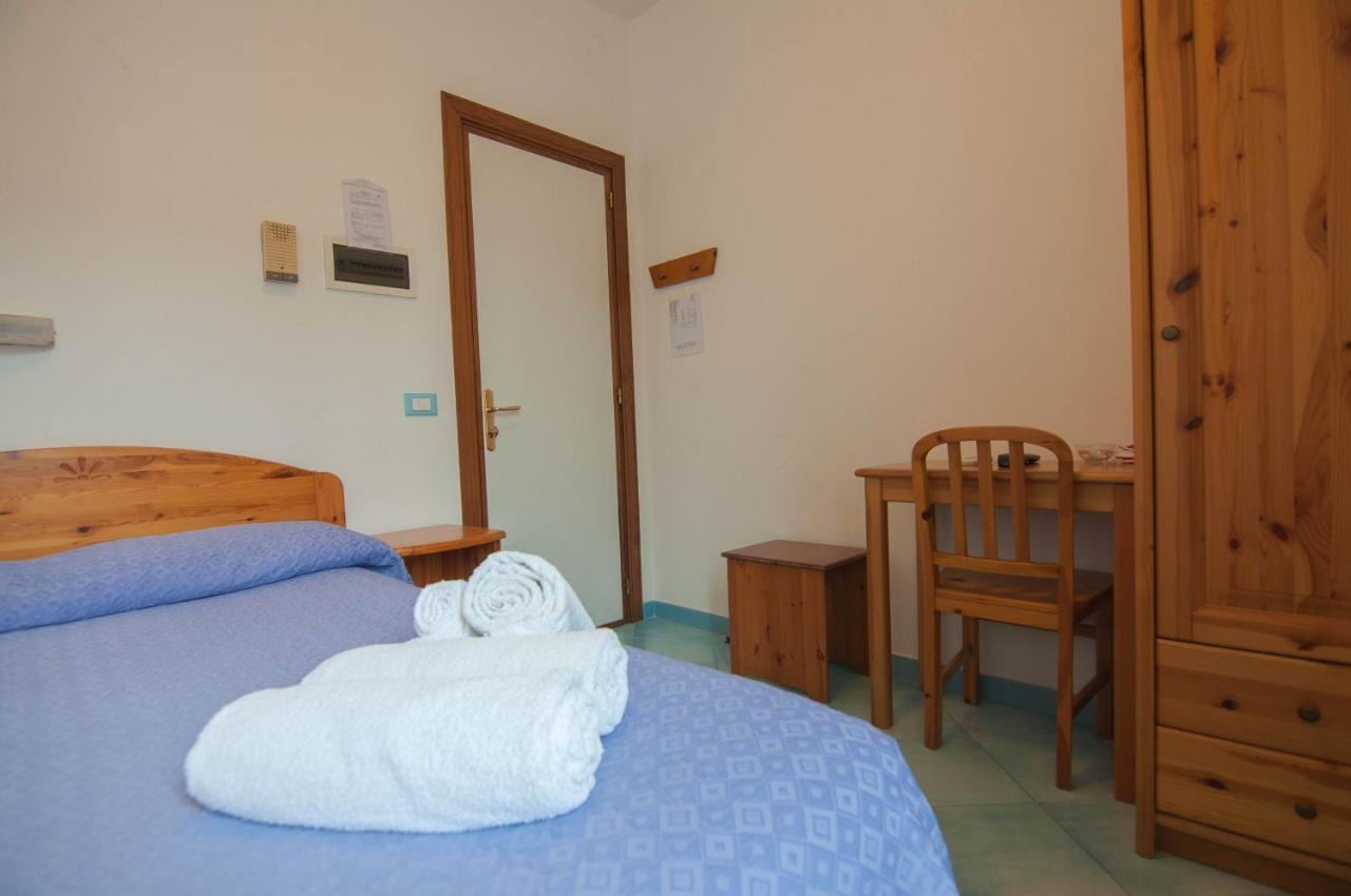 Albergo Macrì Isquia Exterior foto
